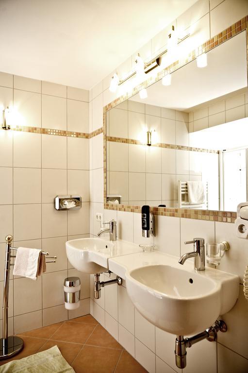 Pension Zierlinger ゼンフテンベルク 部屋 写真