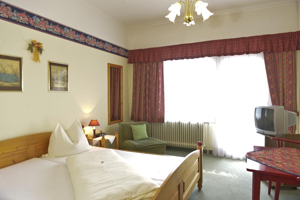 Pension Zierlinger ゼンフテンベルク 部屋 写真